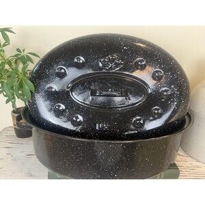Vintage Enamelware Oval Roaster GHC U.S.A. Large Black Speckled 16.5 x12 Country